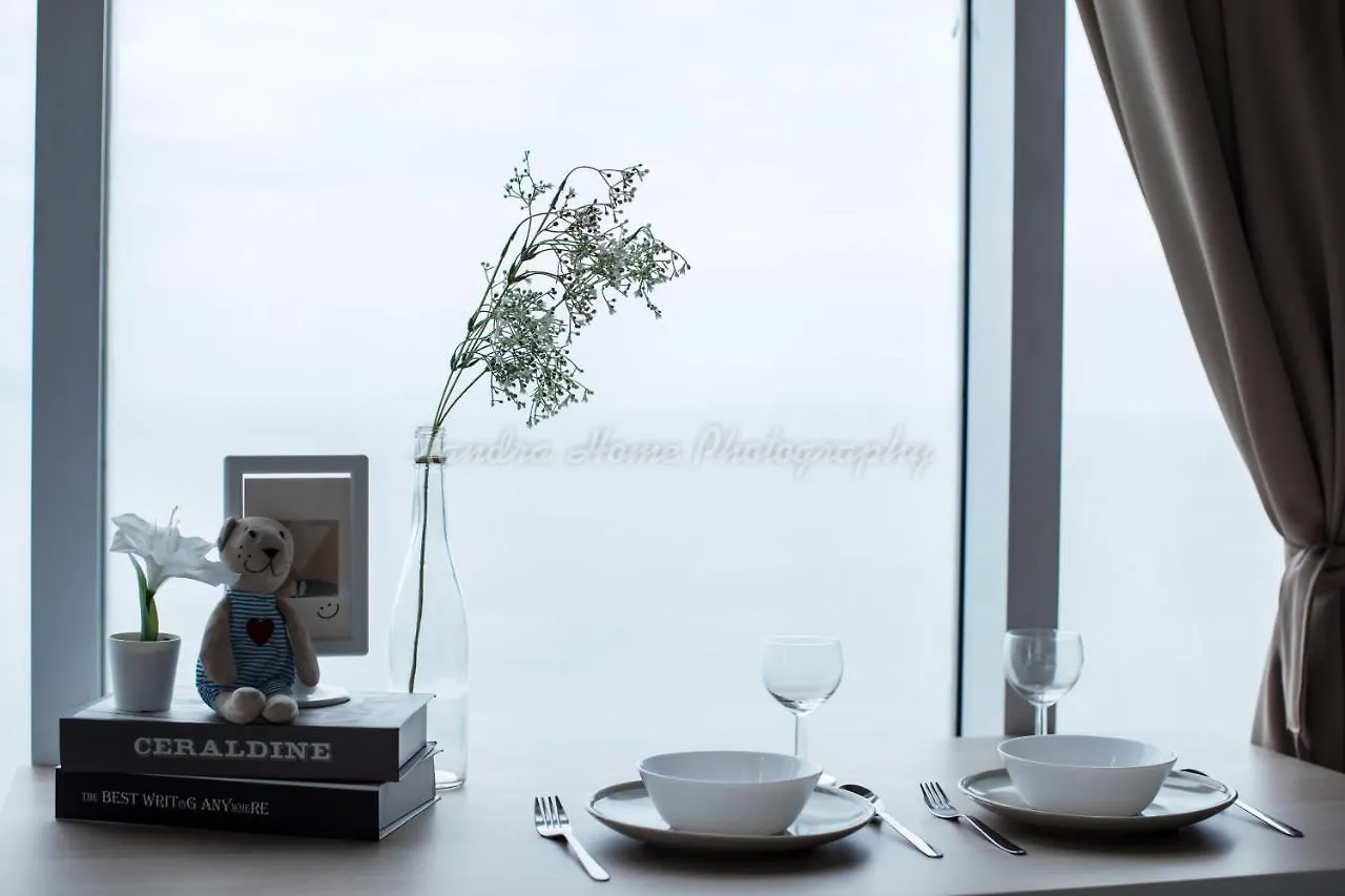 Xandra'S Maritime Suite Georgetown Aparthotel George Town