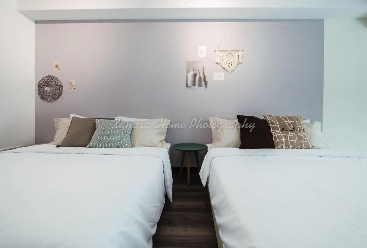 Xandra'S Maritime Suite George Town Lägenhetshotell